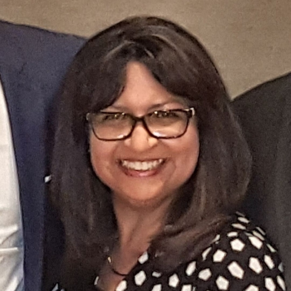 Meet your Posher, Laurie